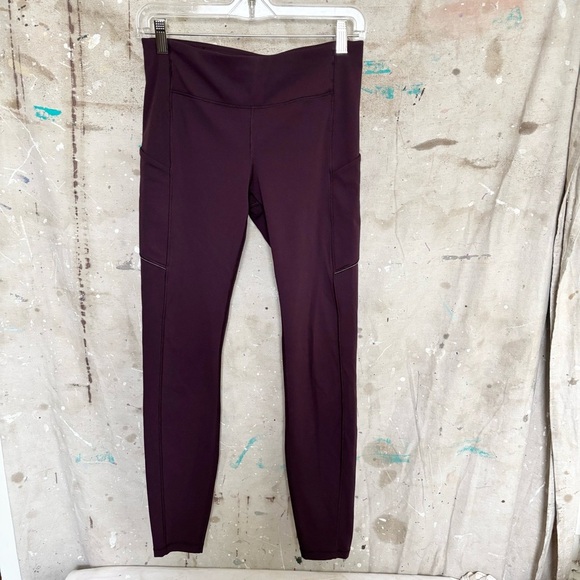 Lululemon Speed Up Tight Full-On Luxtreme 28", Black Cherry - Picture 2 of 4